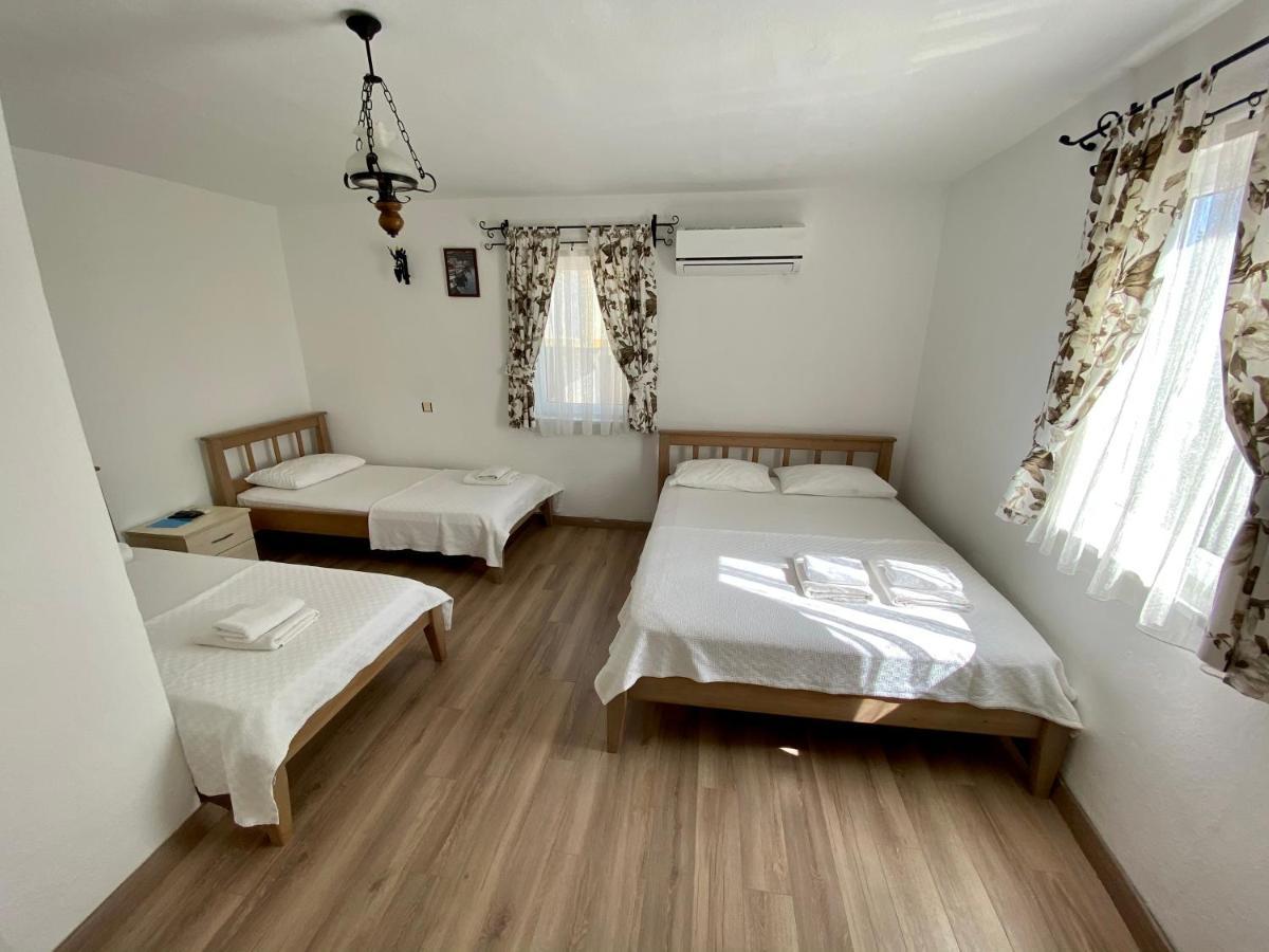 Ada Hotel בוזקאדה מראה חיצוני תמונה