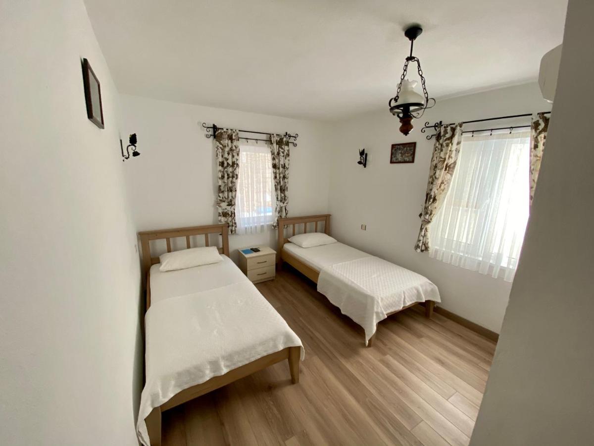 Ada Hotel בוזקאדה מראה חיצוני תמונה