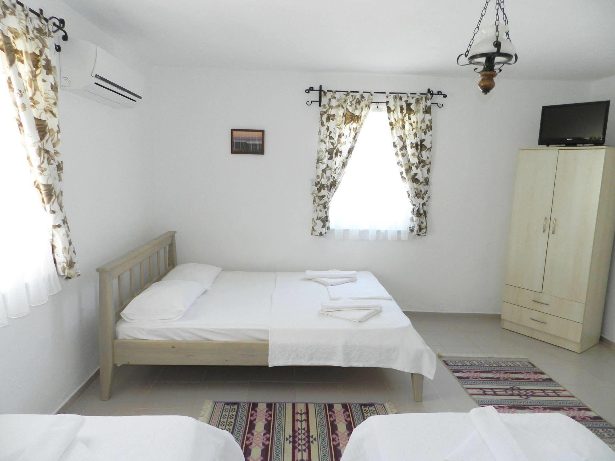 Ada Hotel בוזקאדה מראה חיצוני תמונה