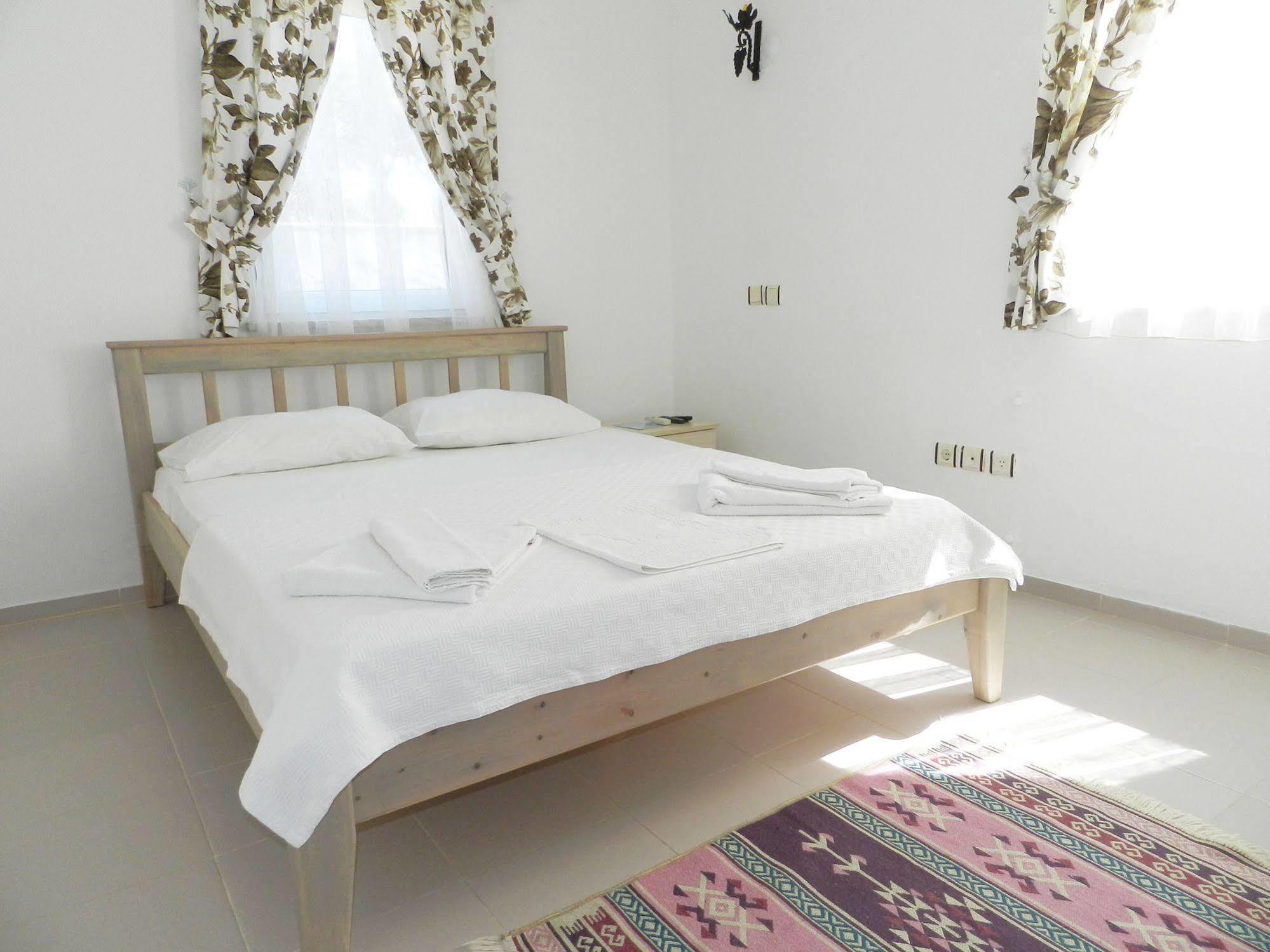 Ada Hotel בוזקאדה מראה חיצוני תמונה